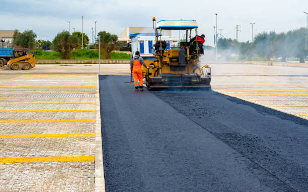 Best Driveway Paving Contractor  in Creswell, OR
