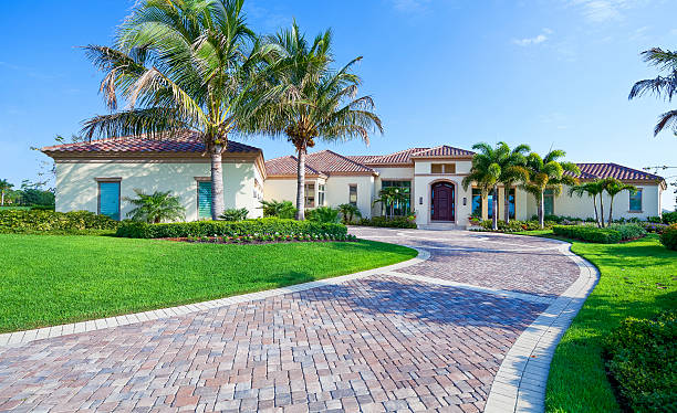 Best Affordable Driveway Paving  in Creswell, OR